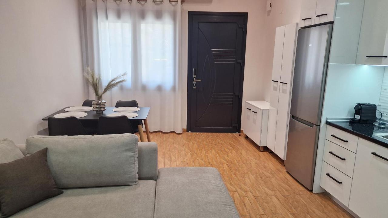 Pg Luxury Apartment Kavala Buitenkant foto